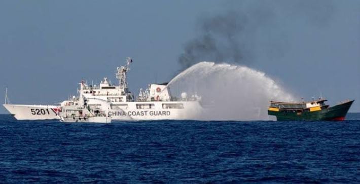 China Coast Guard Uses Water Cannons Against Philippine Ships