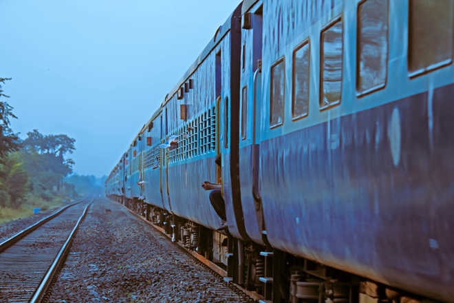 Smoke detected in Lucknow-bound Shatabdi Express