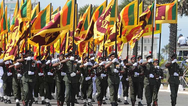Sri Lanka to cut military by a third to cut costs