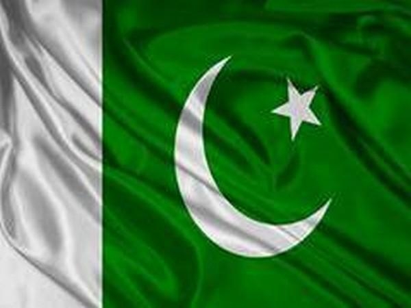 Pakistan farmers hold farm truck rally to challenge price hike in fundamental wares