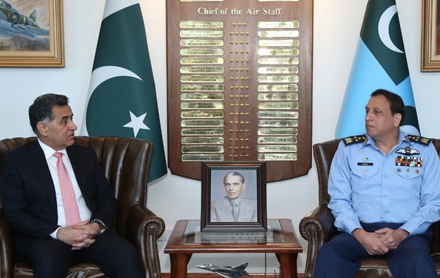 Pakistan: DG ISI, air chief discuss national security, tri-service synergy