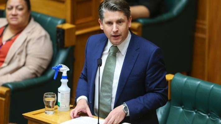 New Zealand government has extended support to the airfreights, says Transport Minister Michael Wood