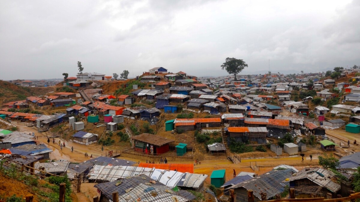 Undeclared war between Arakan Rohingya Salvation Army and Head Majhi of Camp