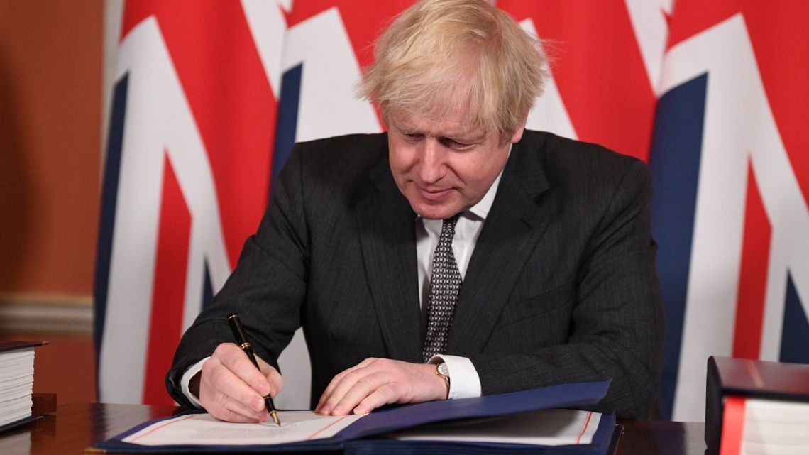 PM Boris Johnson Signed Brexit Trade Deal as UK MPs Approve Ratification