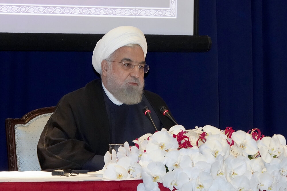 Iran urges U.S. to cease economic pressures